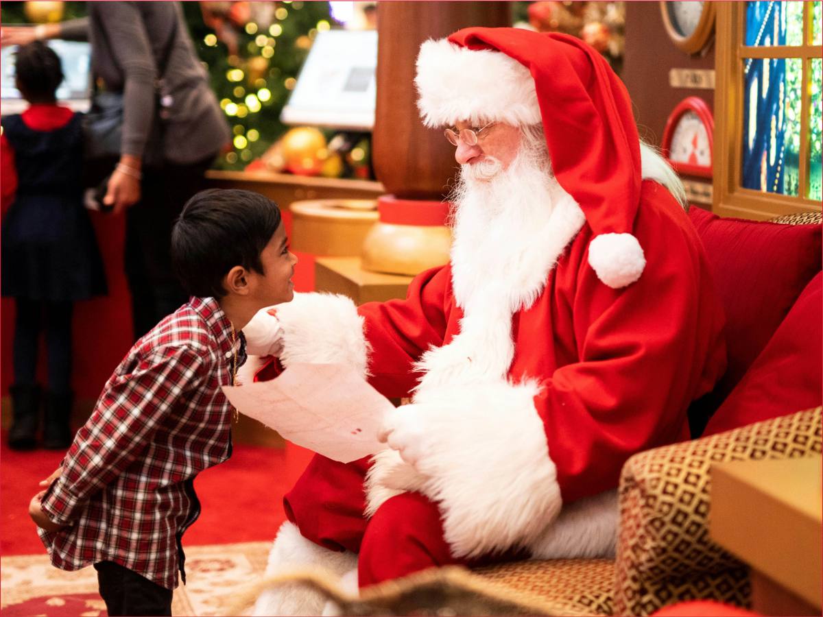 Santa’s Grotto returns to Covent Garden photography store for third year of Christmas magic