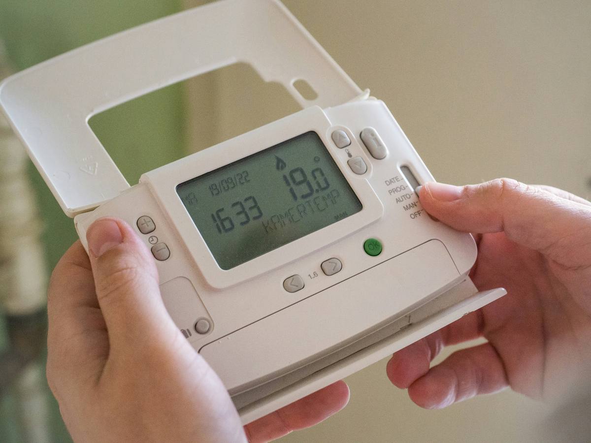 By turning down the thermostat by just 1˚C, from 22˚C to 21˚C, Brits can save £120 a year.